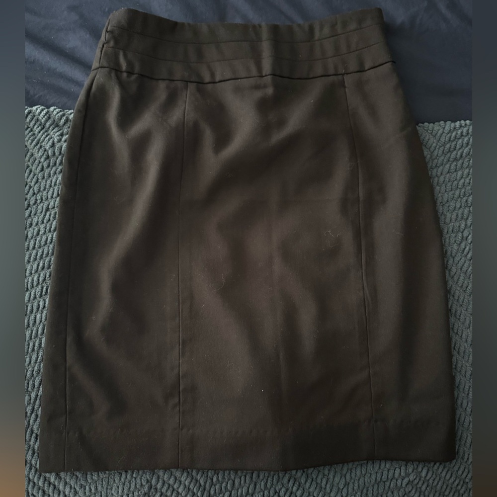 H&M Classic Black Pencil Skirt